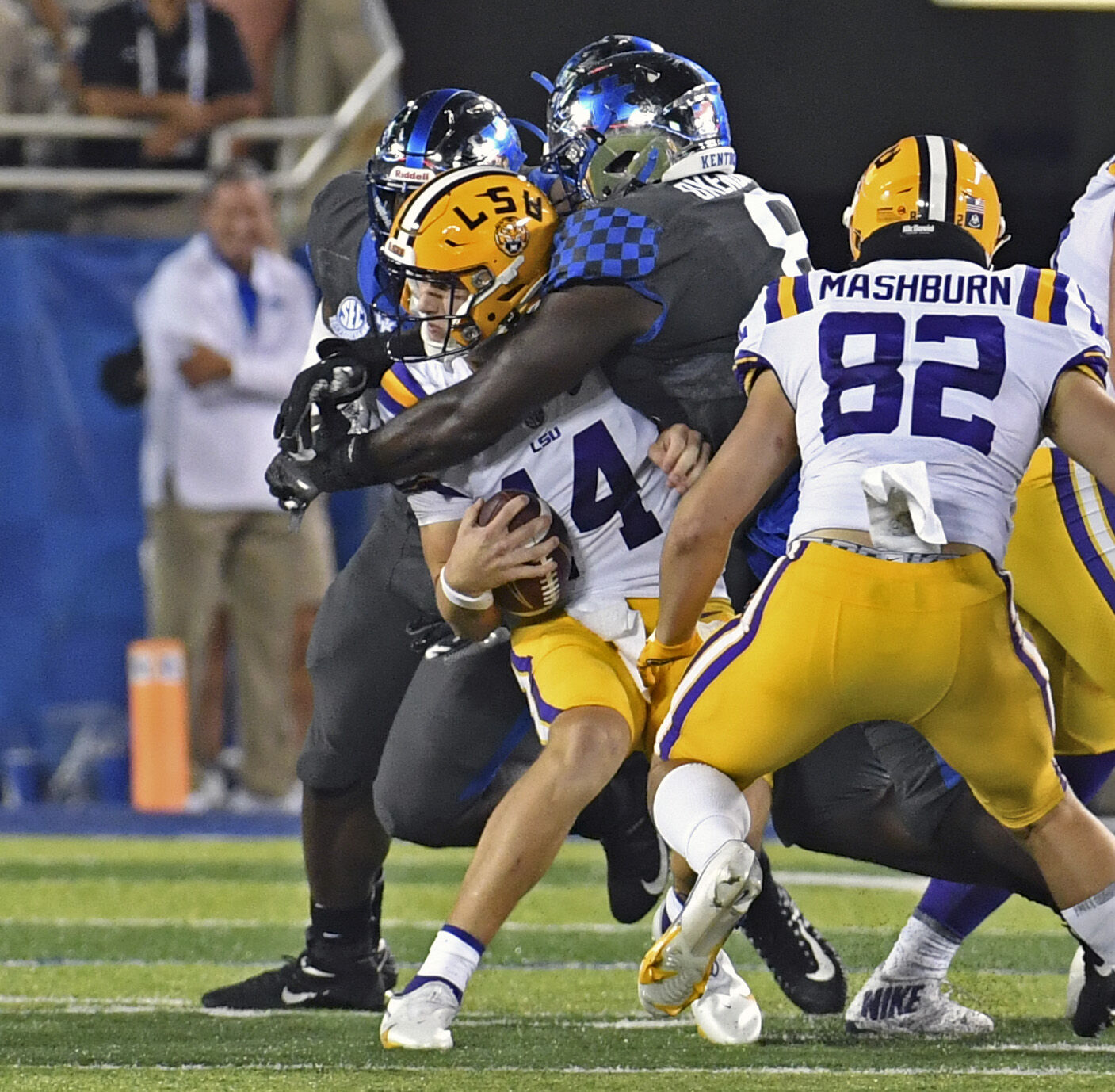 lsukentucky.101021 HS 2542.JPG